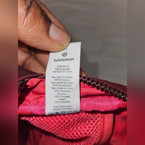 Lululemon Everywhere Belt Bag. Merlot Red - Picture 6 of 10